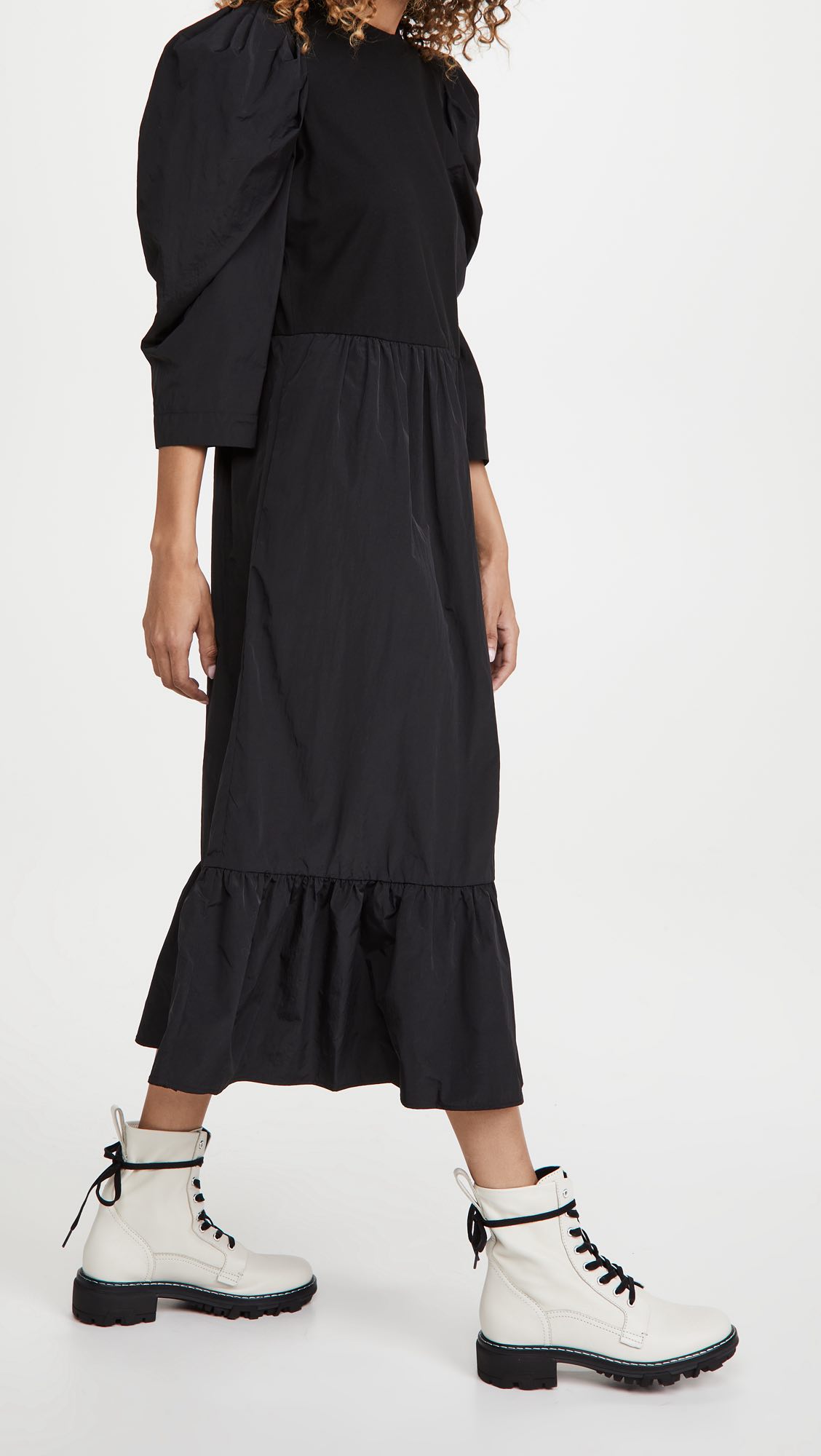 seaaa212811a47f_q3_2-0